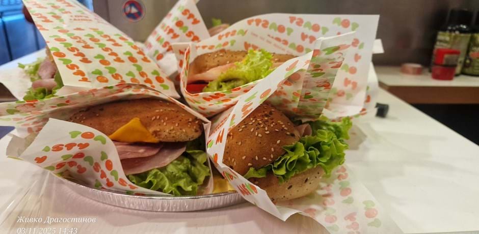 Плато Бомбички 7бр.