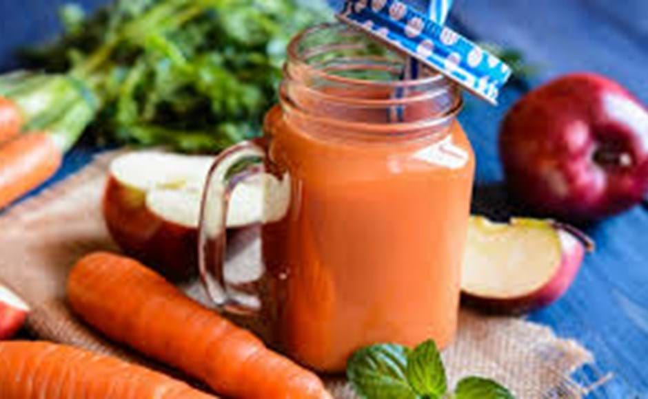 Фреш Морков и ябълка / Freshly Squeezed Carrot and Apple Juice